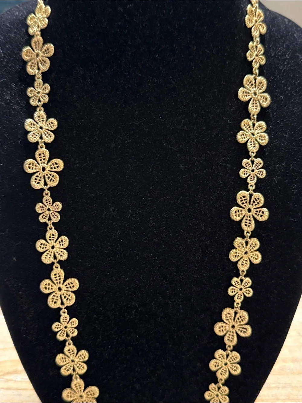 Vintage Gold Tone Floral Flower Long Statement Necklace